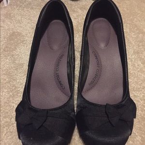 Women’s dress shoes